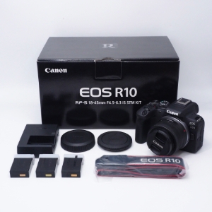 Canon 中古 EOS R10 レンズキット 331033000125/4731006098 Bランク