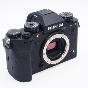FUJIFILM 中古 FUJIFILM X-T5 ボディ ブラック  5D700699 Aランク